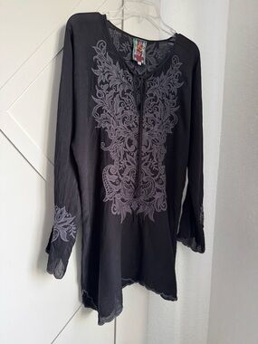 Johnny Was Black Tunic with Gray Embroidered Front
